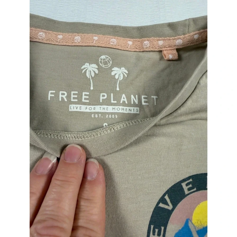 Mens T-Shirt Bundle True Religion Lucky Brand Free Planet S Graphic Tee Lot 4
